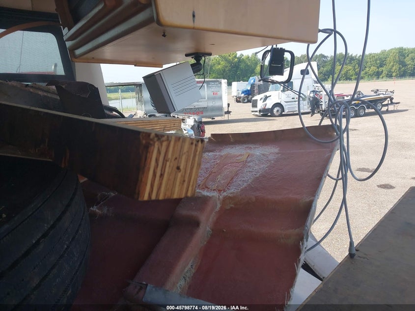 2003 ROADMASTER RAIL MONOCOQUE auction photo 6