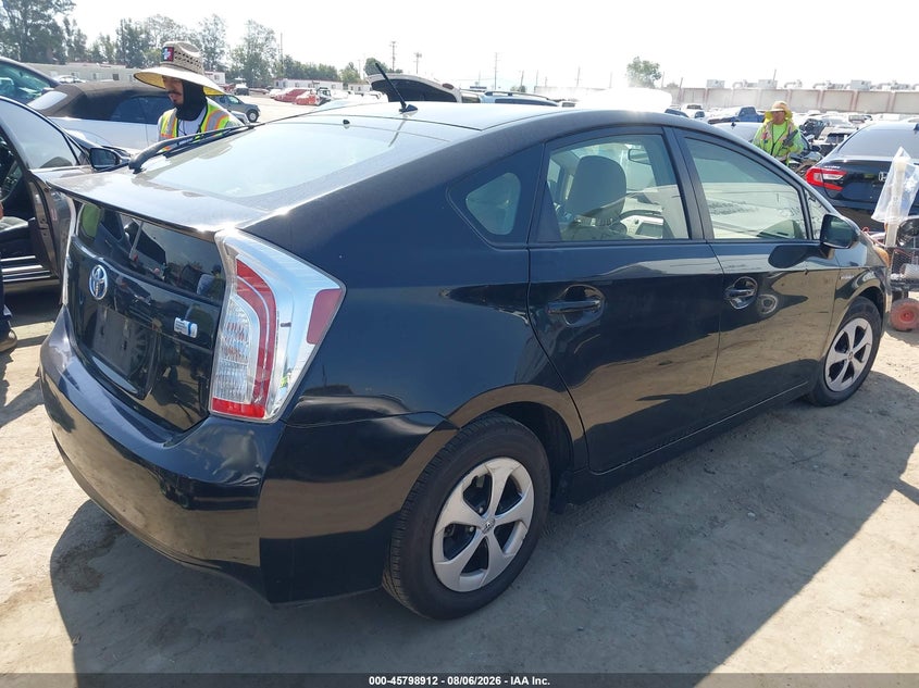 Vin: jtdkn3du6f0420010, lot: 46297743, toyota prius two 20154