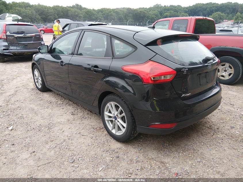 Vin: 1fadp3k27fl263340, lot: 46297796, ford focus se 20153