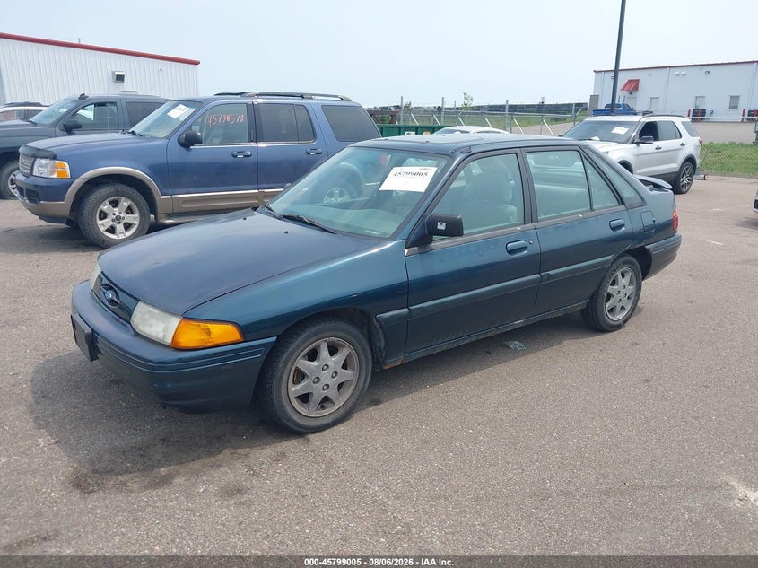 1996 FORD ESCORT auction photo 2