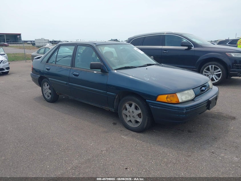 1996 FORD ESCORT auction photo 6