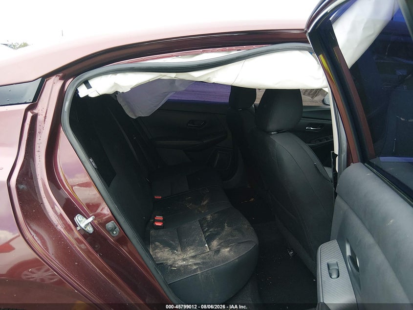 2024 NISSAN SENTRA auction photo 8