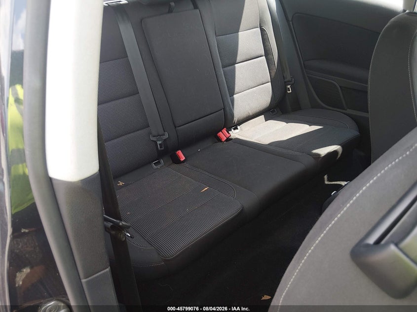 2013 VOLKSWAGEN GOLF auction photo 8
