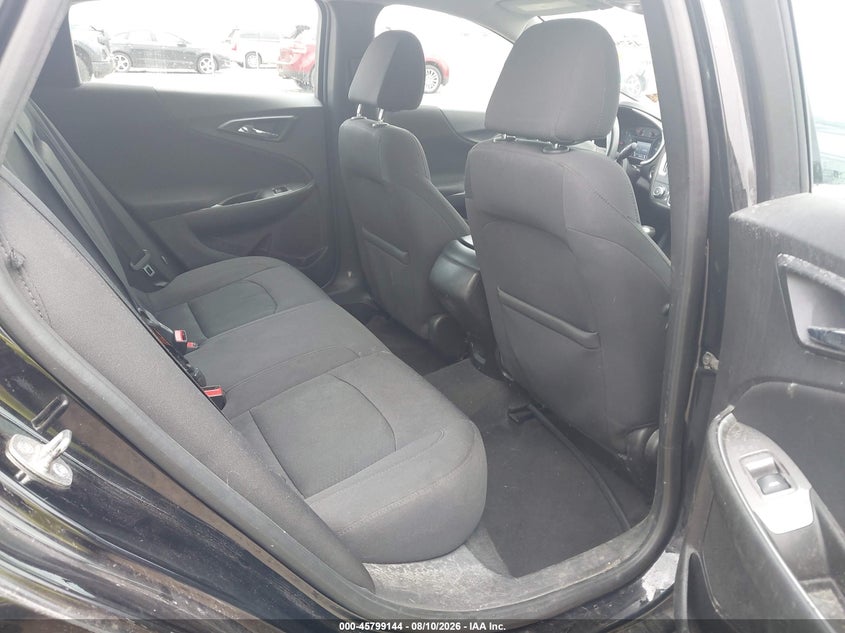 2017 CHEVROLET MALIBU auction photo 8