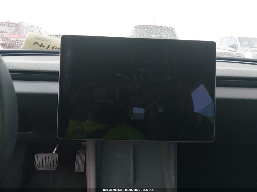 TESLA MODEL 3 - zdjęcie 18