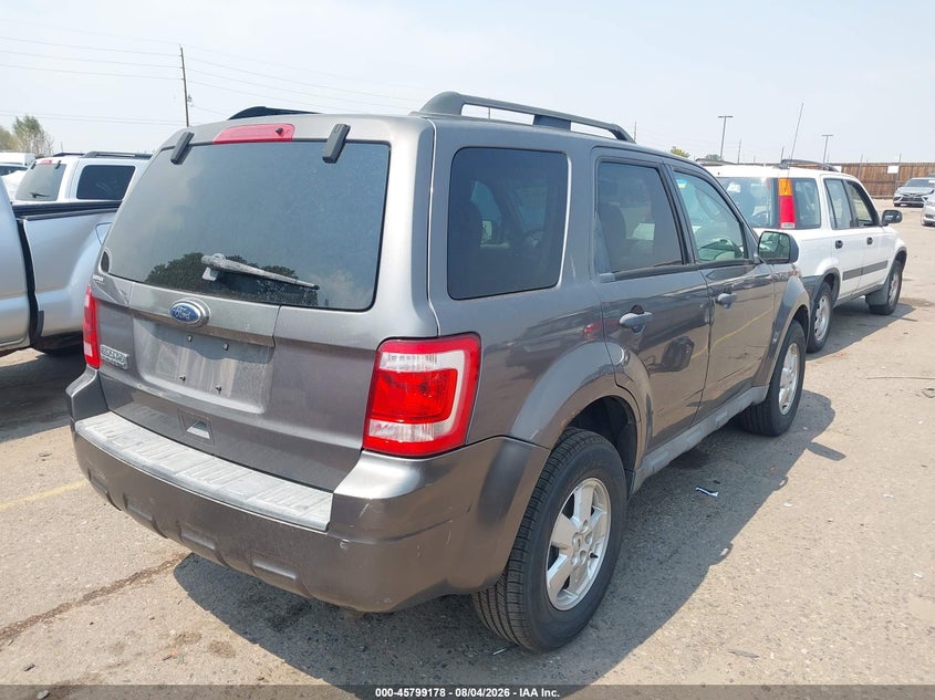 Vin: 1fmcu9d79akc89488, lot: 46298009, ford escape xlt 20104