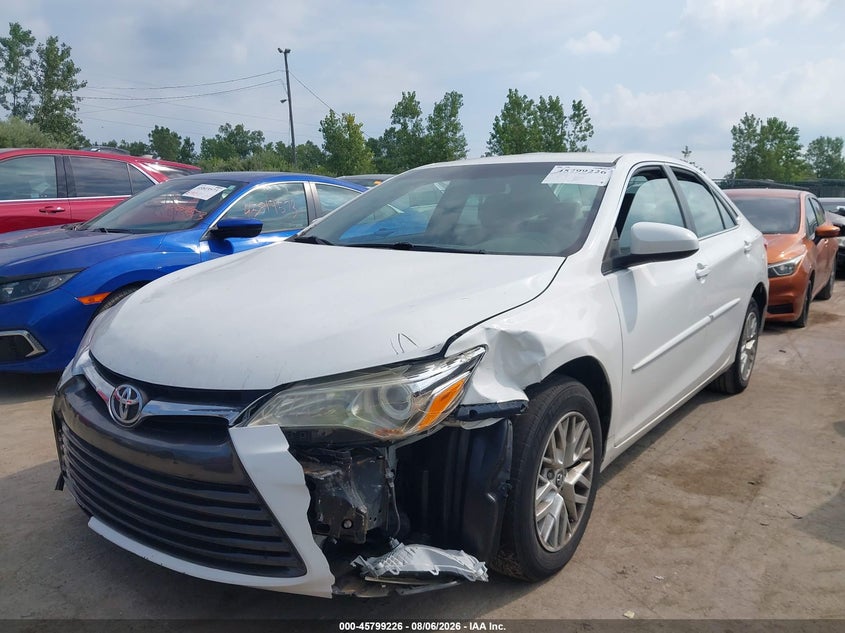 Vin: 4t1bf1fk5hu441435, lot: 46298057, toyota camry le 20172