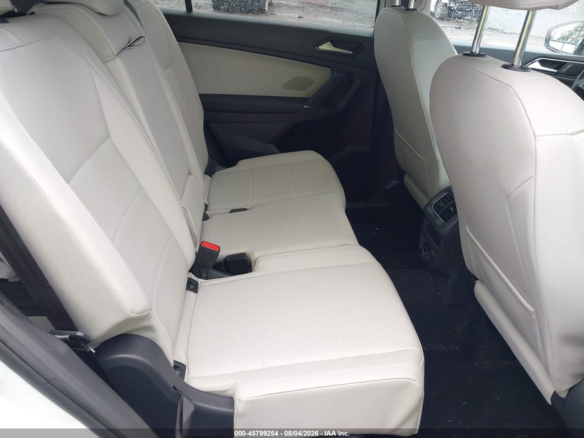 2018 VOLKSWAGEN TIGUAN auction photo 8