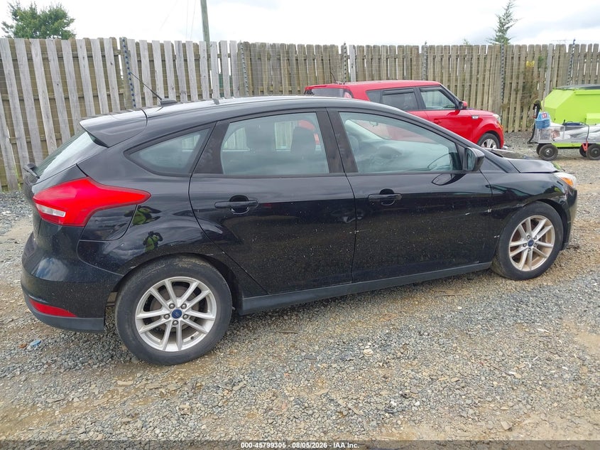Vin: 1fadp3k25jl227574, lot: 46298136, ford focus se 20184