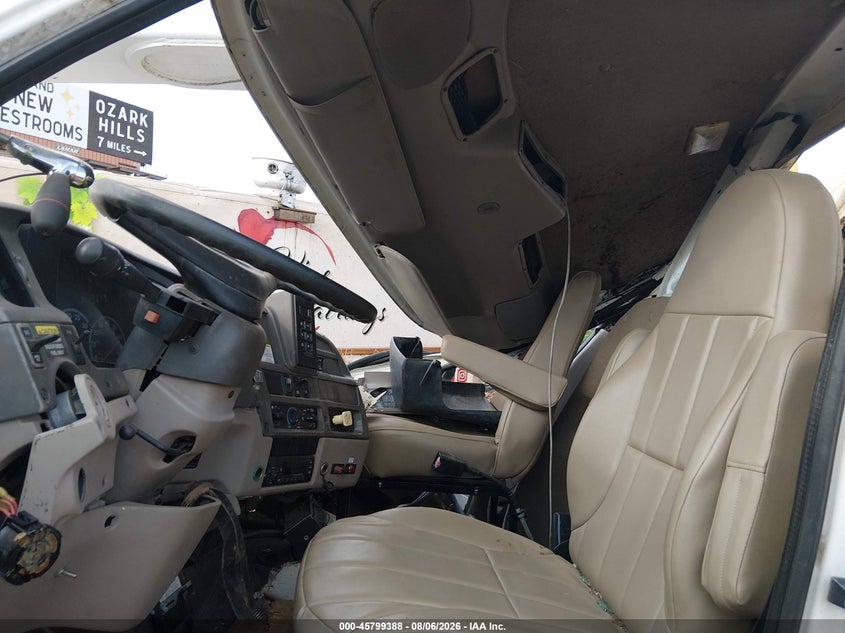 2009 STERLING TRUCK ACTERRA auction photo 7