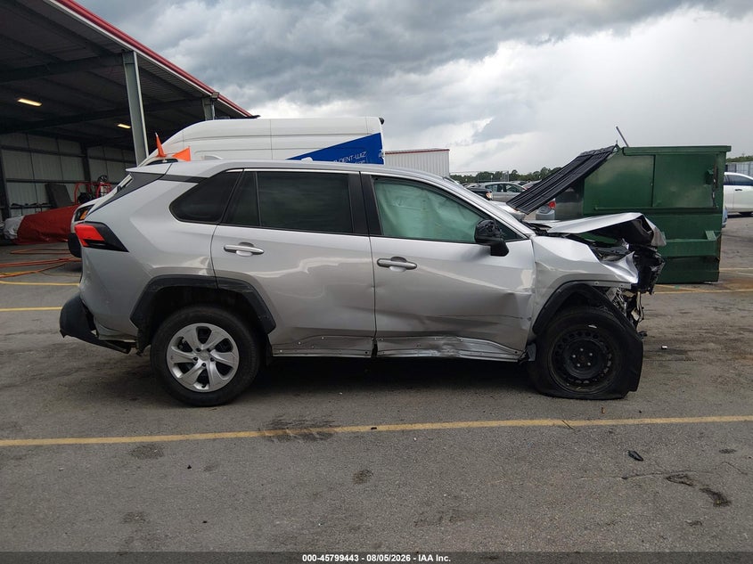 TOYOTA RAV4 - zdjęcie 13
