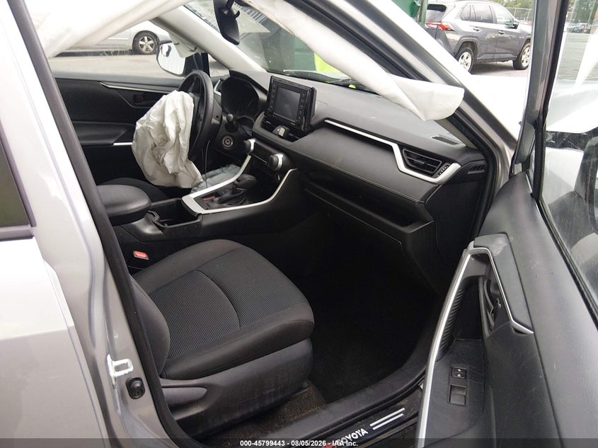 TOYOTA RAV4 - zdjęcie 5