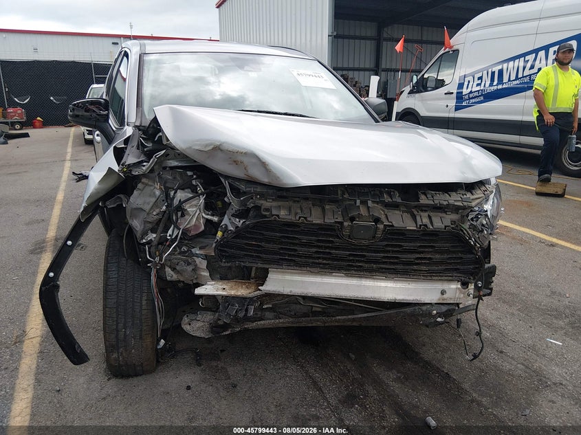 TOYOTA RAV4 - zdjęcie 6