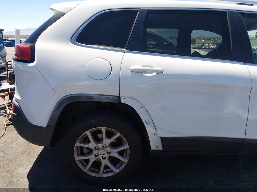 2015 JEEP CHEROKEE auction photo 6