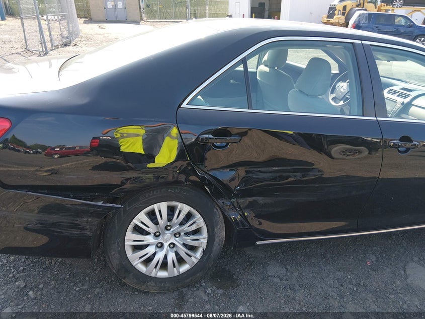 2014 TOYOTA CAMRY auction photo 6