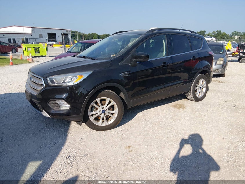 Vin: 1fmcu0gd6hua02605, lot: 46298386, ford escape se 20172
