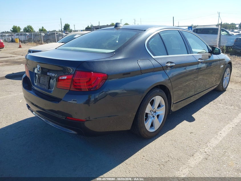 Vin: wbafr1c58bc746045, lot: 46298421, bmw 528i 20114