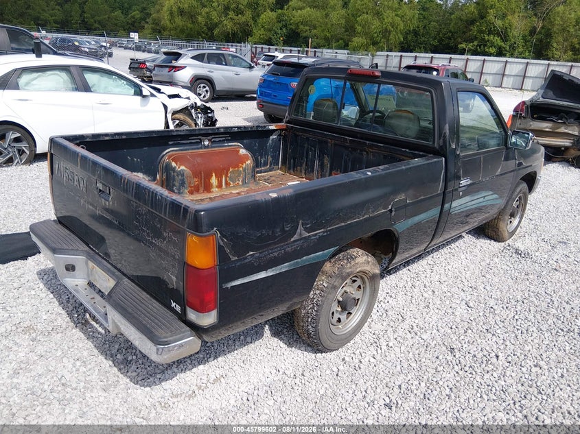 1995 NISSAN TRUCK auction photo 4