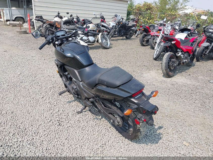 2014 HONDA CTX700 auction photo 3