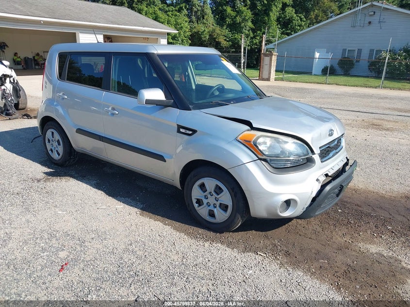 Vin: kndjt2a54c7463739, lot: 46298668, kia soul 2012 img_1