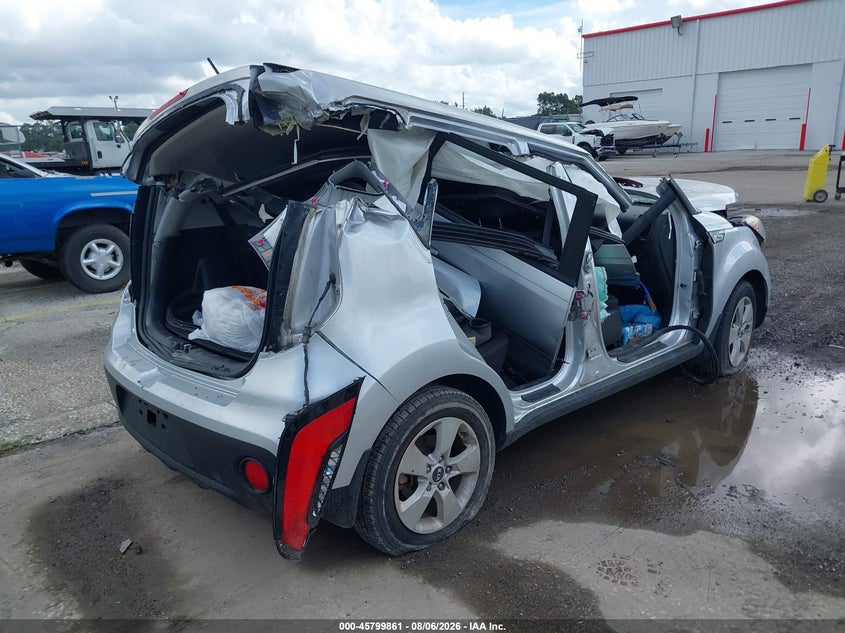 Vin: kndjn2a28h7496766, lot: 46298692, kia soul 20174
