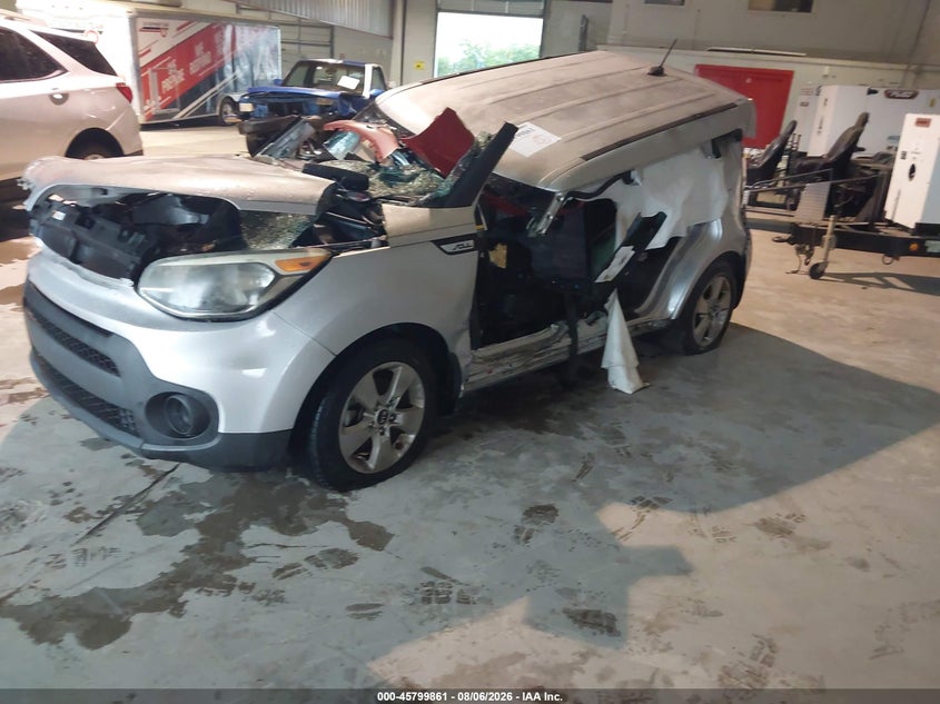 2017 Kia Soul, All Over, IAAI, VIN KNDJN2A28H7496766 — photo 2