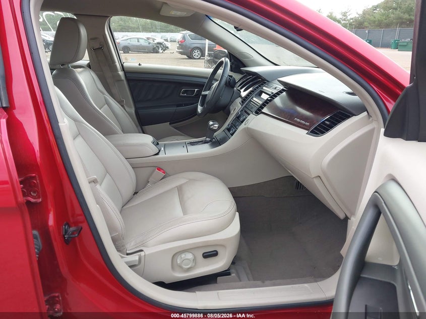 2010 FORD TAURUS auction photo 5