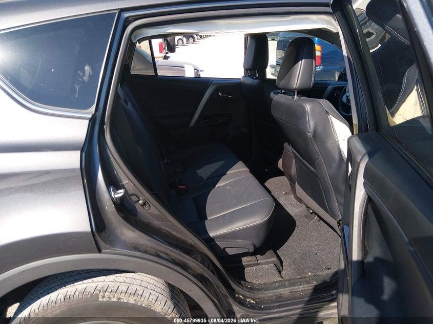 2017 TOYOTA RAV4 auction photo 8