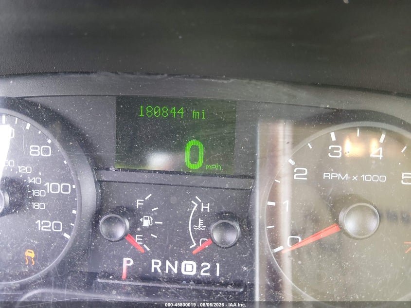 FORD CROWN VICTORIA 2007 VIN 2FAFP74V97X142398