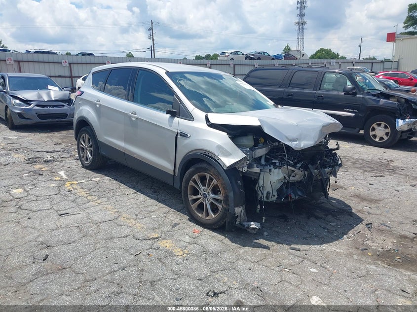 Vin: 1fmcu0gd2hua75261, lot: 46298917, ford escape se 2017 img_1