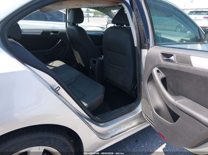 2012 VOLKSWAGEN JETTA auction photo 8