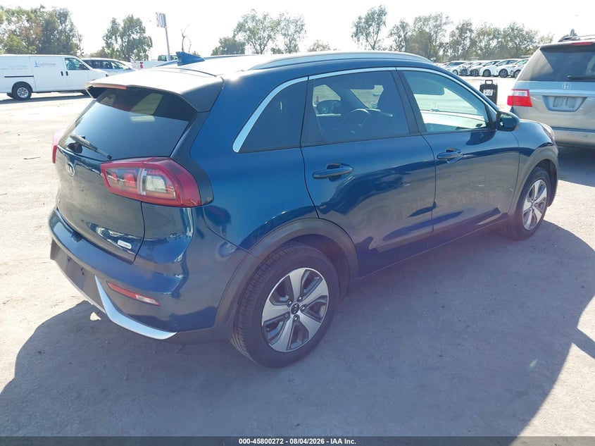Vin: kndcb3lc1j5206558, lot: 46299103, kia niro lx 20184