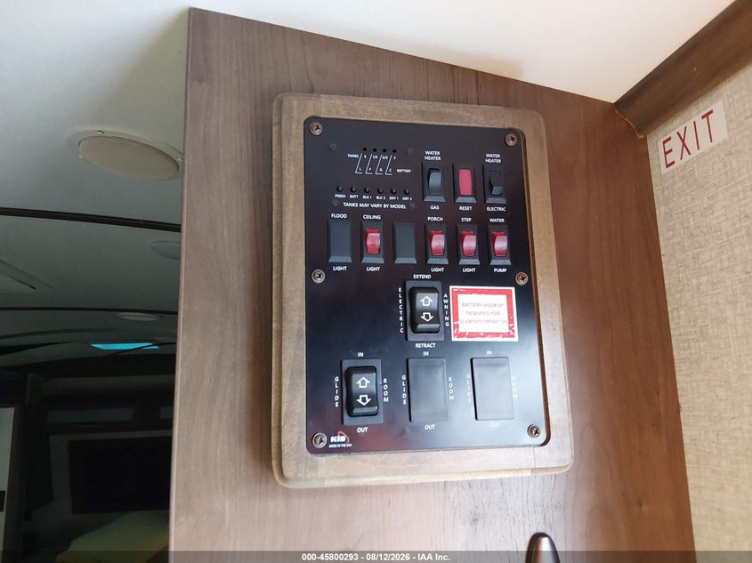 2018 KEYSTONE COUGAR SERIES M-22 R auction photo 7
