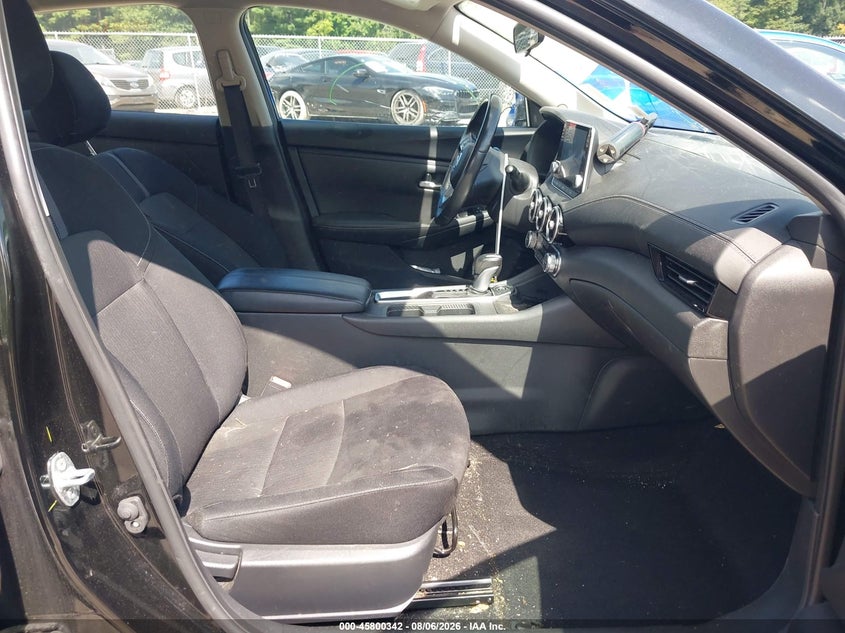 2023 NISSAN SENTRA auction photo 5