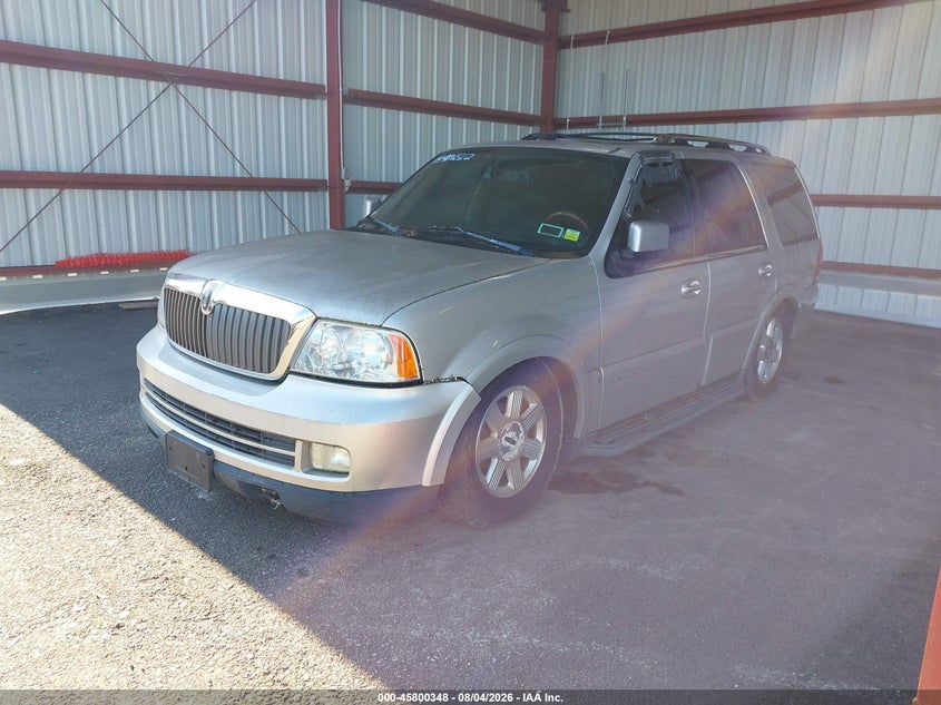 2006 LINCOLN NAVIGATOR auction photo 2