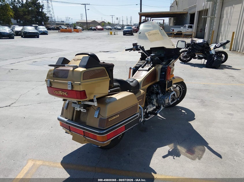 1985 HONDA GL1200 auction photo 4