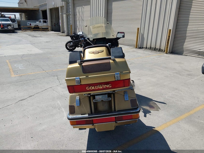 1985 HONDA GL1200 auction photo 6