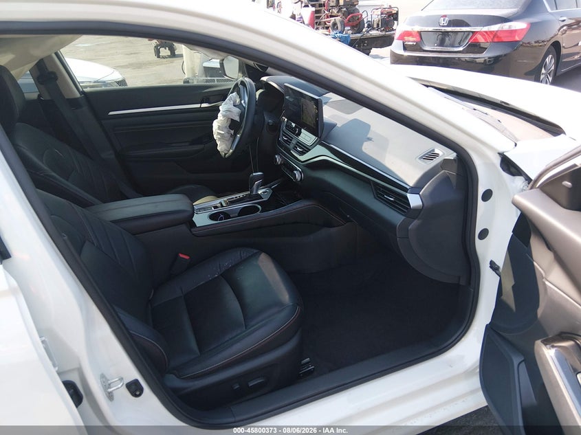 2023 NISSAN ALTIMA auction photo 5
