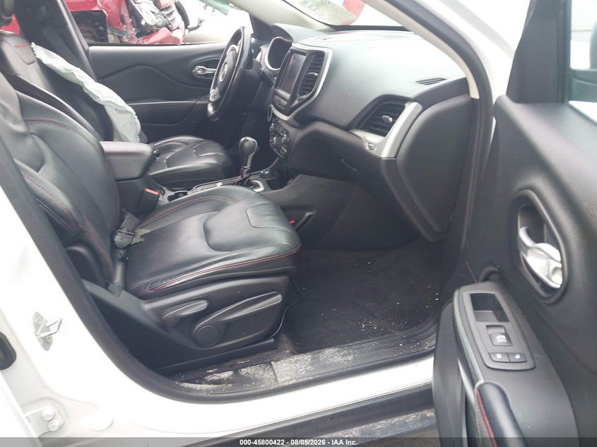 2016 JEEP CHEROKEE auction photo 5