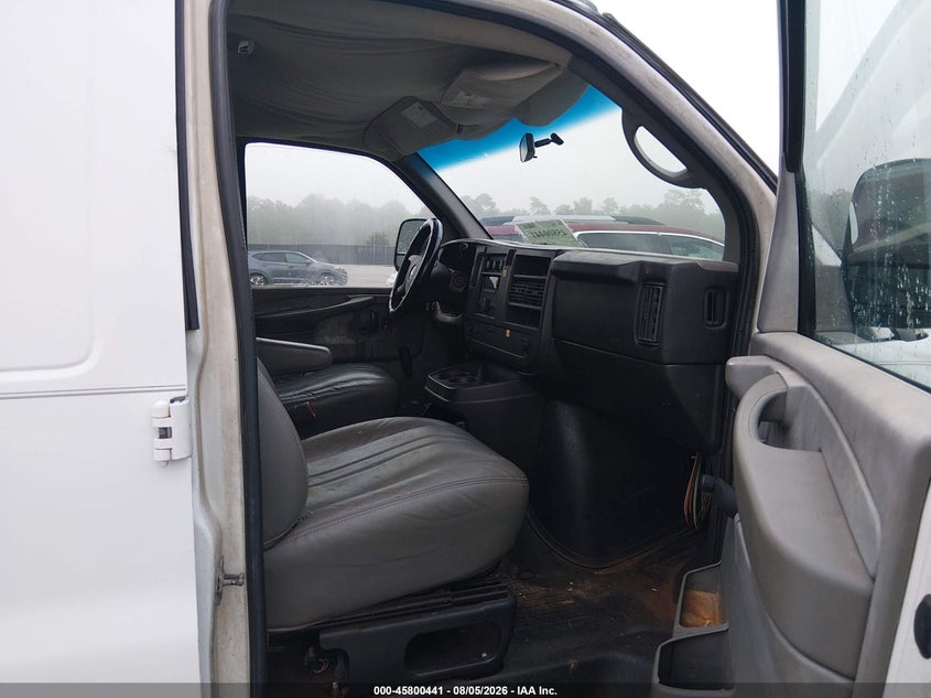2011 CHEVROLET EXPRESS 1500 auction photo 5