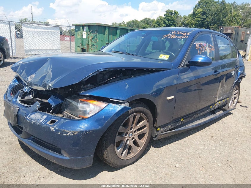 2006 BMW 325XI auction photo 2