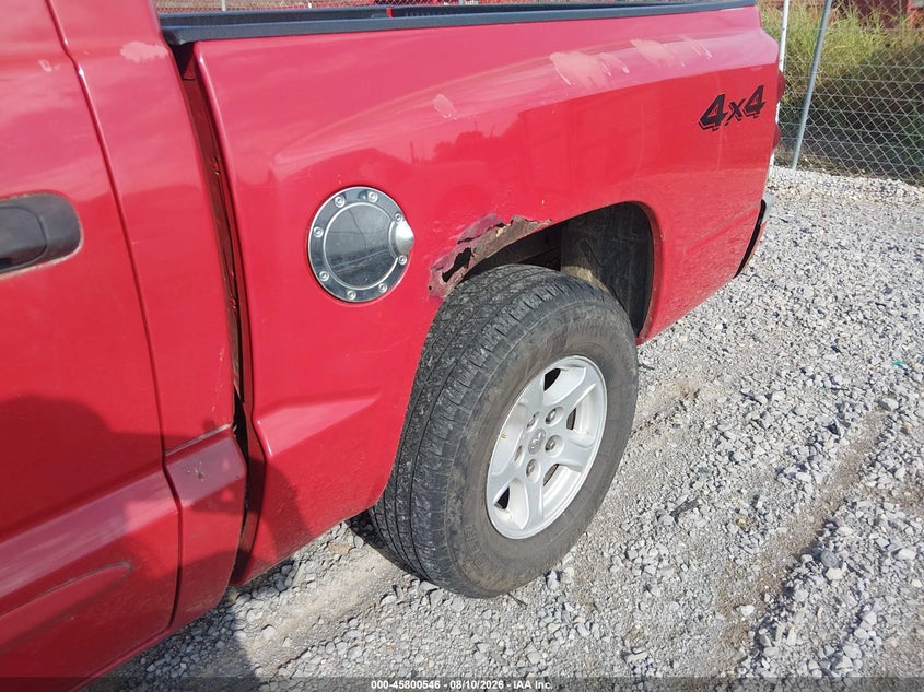 2005 DODGE DAKOTA auction photo 6