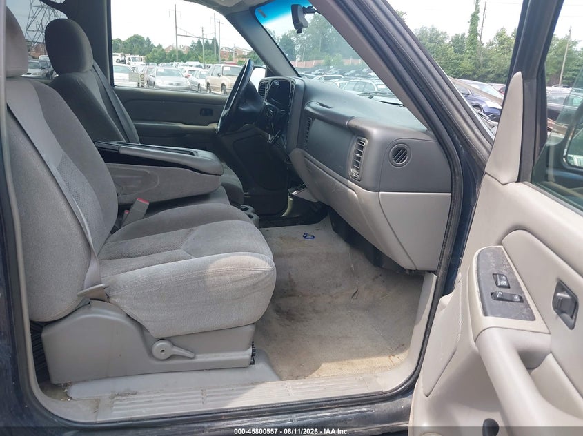 2005 CHEVROLET TAHOE auction photo 5