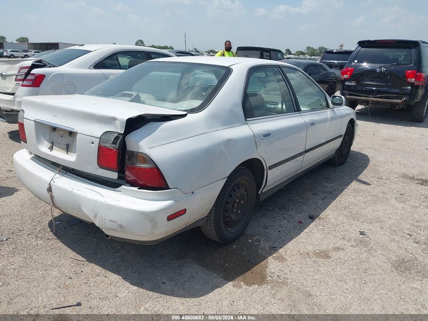 1997 HONDA ACCORD auction photo 4