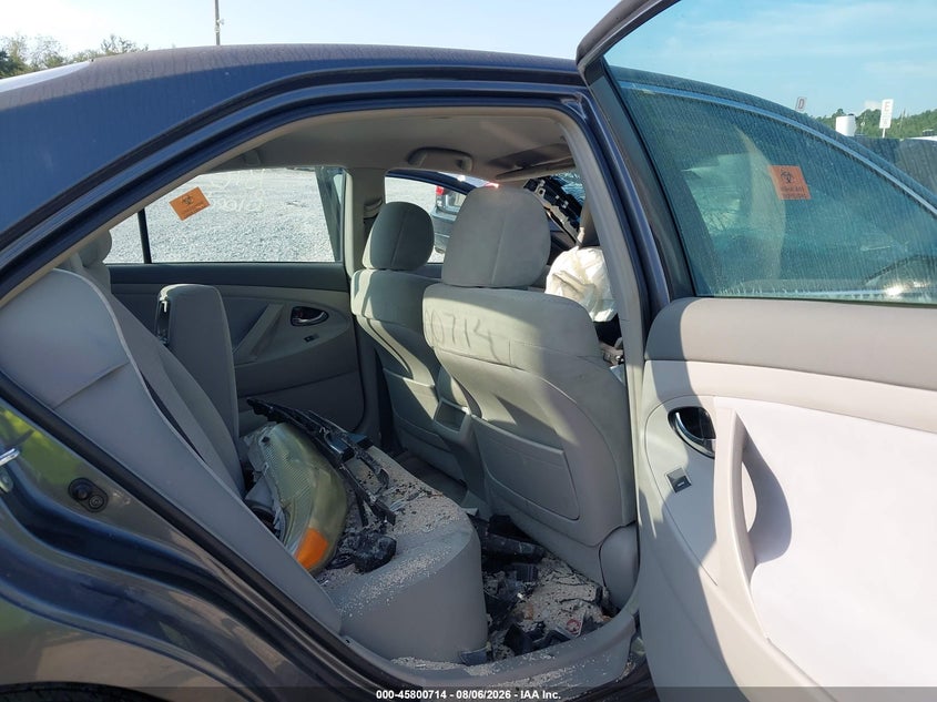 2011 TOYOTA CAMRY auction photo 8