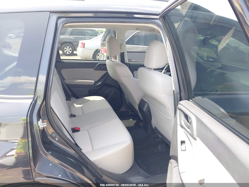 2015 SUBARU FORESTER auction photo 8
