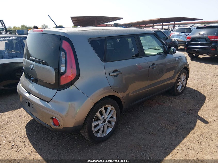 2017 KIA SOUL auction photo 4