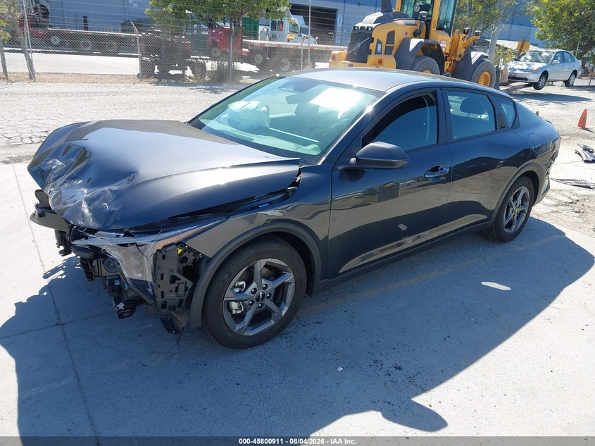 Vin: 3kpft4de3se166585, lot: 46299742, kia k4 lxs 20252