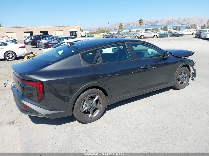 Vin: 3kpft4de3se166585, lot: 46299742, kia k4 lxs 20254