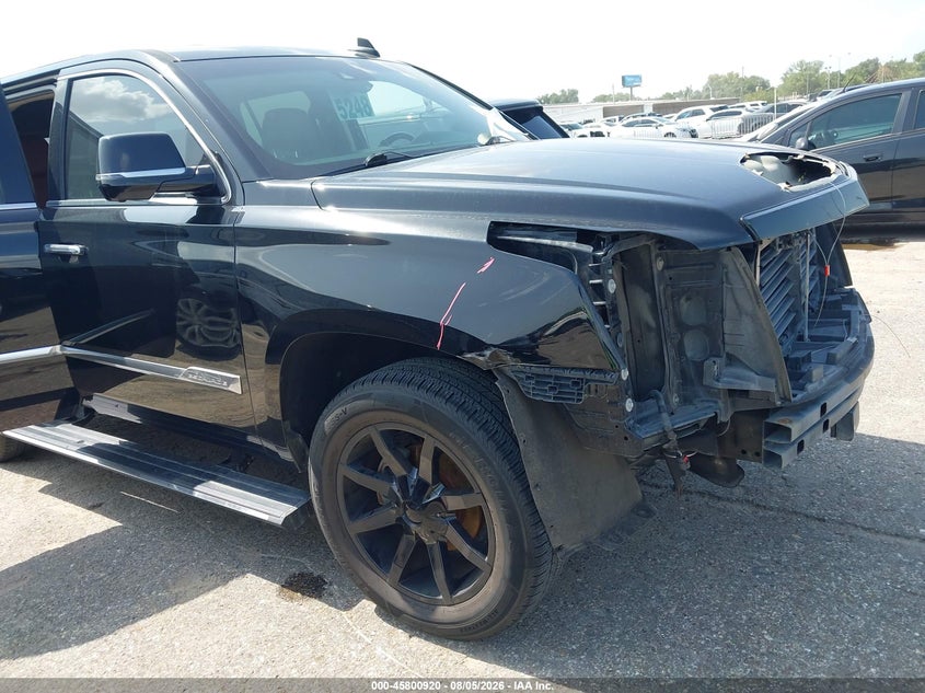 CADILLAC ESCALADE - zdjęcie 18